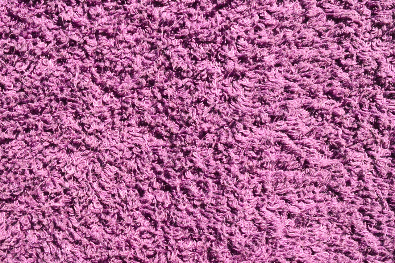 בדיקת איכות טקסטיל על ידי יועץ טקסטיל מקצועי